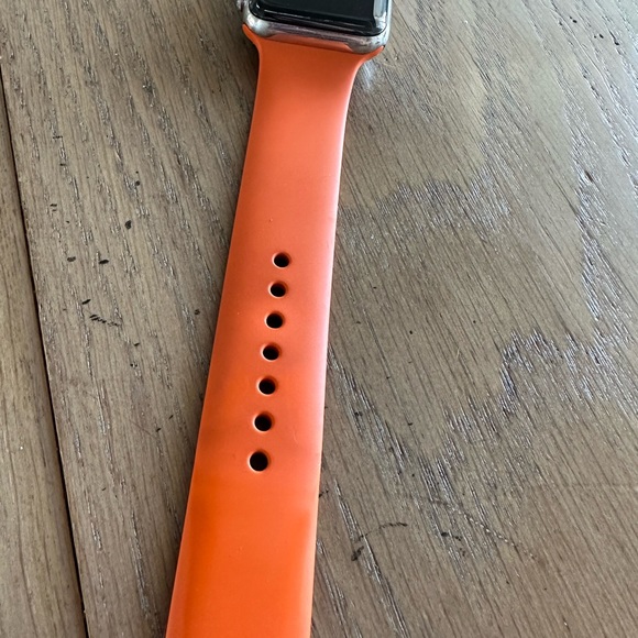 Apple Hermès Series 3, 42MM - Picture 5 of 7